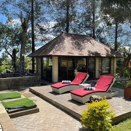 Balinese Villa In Berastagi Eksteriør billede