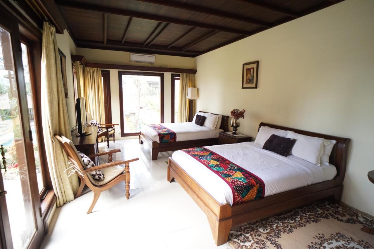 Balinese Villa In Berastagi Eksteriør billede