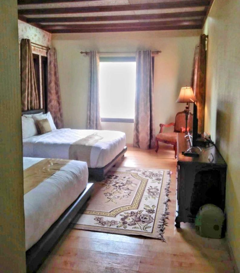Balinese Villa In Berastagi Eksteriør billede