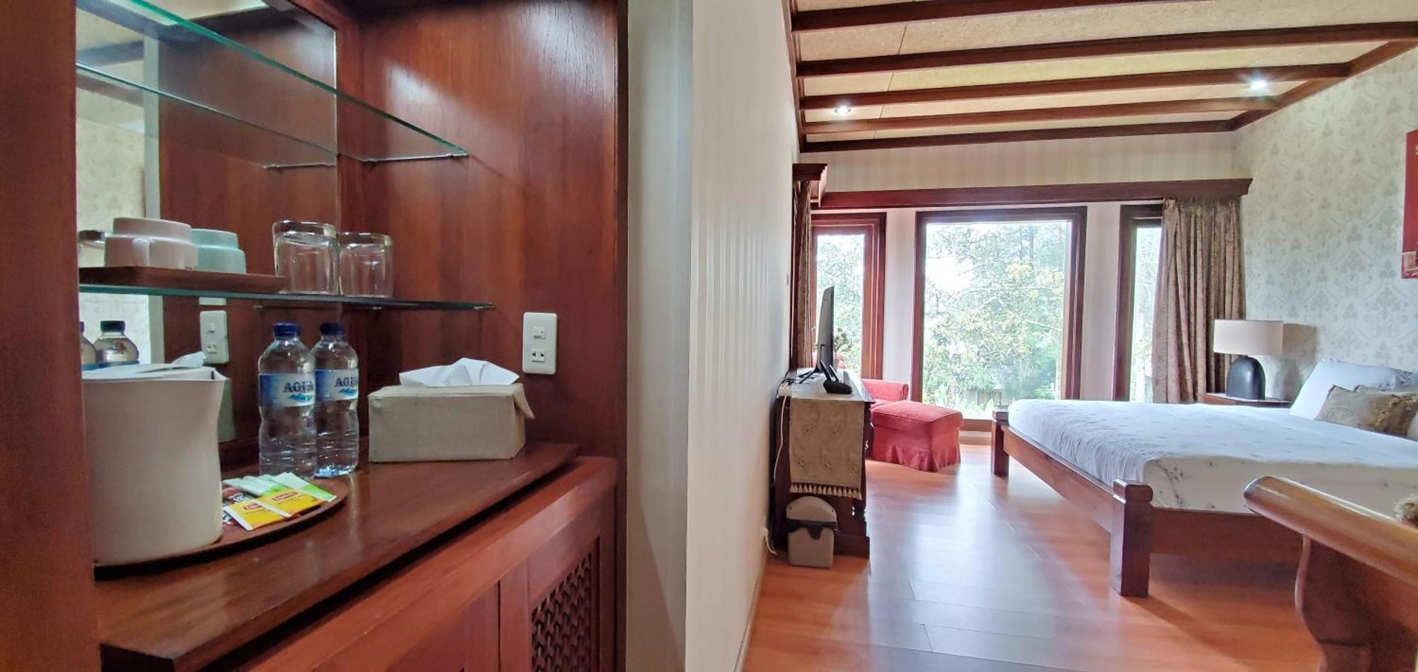 Balinese Villa In Berastagi Eksteriør billede